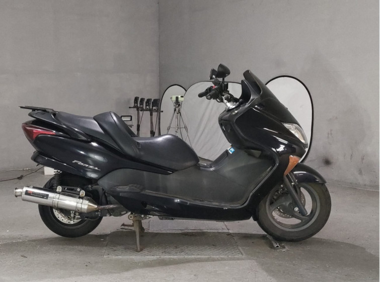 Мотоцикл Honda FORZA Z з пробігом 10951 km