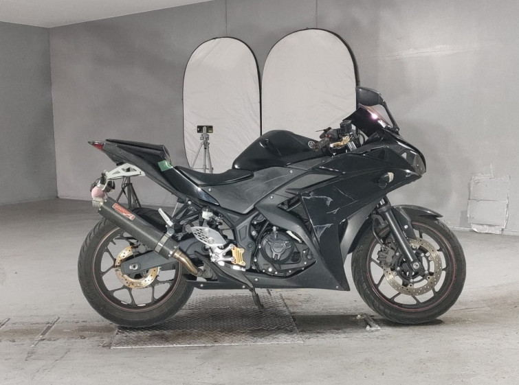 Мотоцикл Yamaha YZF-R25 з пробігом 43727 km