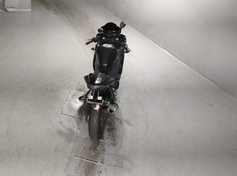 Мотоцикл Yamaha YZF-R25 з пробігом 43727 km