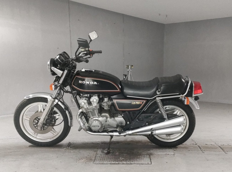 Мотоцикл Honda CB750SFK з пробігом 6824 km