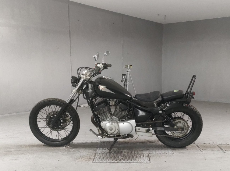 Мотоцикл Yamaha VIRAGO XV250 з пробігом 8509 km