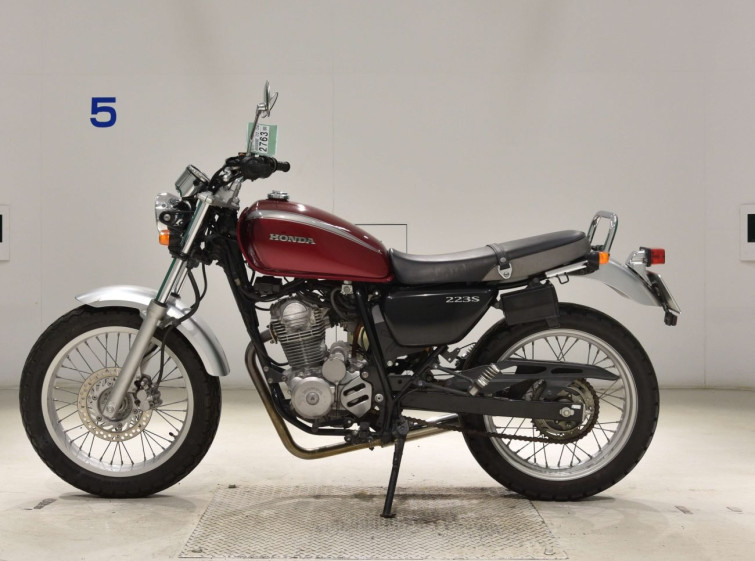 Мотоцикл Honda CB223S з пробігом 17332 km