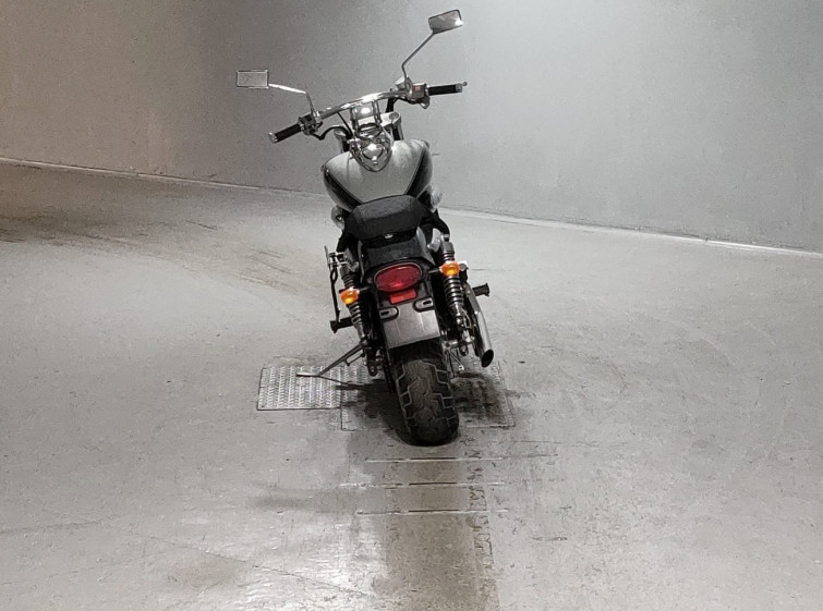 Мотоцикл Kawasaki ELIMINATOR 250V с пробегом 16268 km