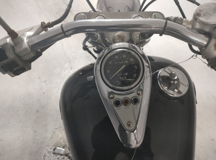 Мотоцикл Kawasaki VULCAN400 CUSTOM з пробігом 7347 km