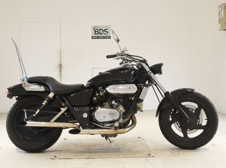 Мотоцикл Honda MAGNA250 з пробігом 30879 km