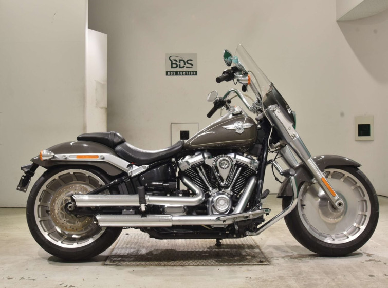 Мотоцикл HD FATBOY FLFB1745 з пробігом 2712 km