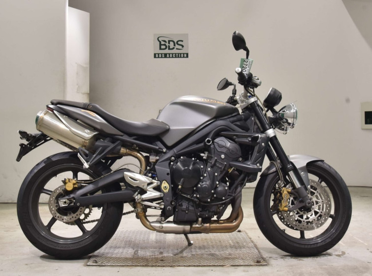 Мотоцикл Triumph STREET TRIPLE R с пробегом 28225 km