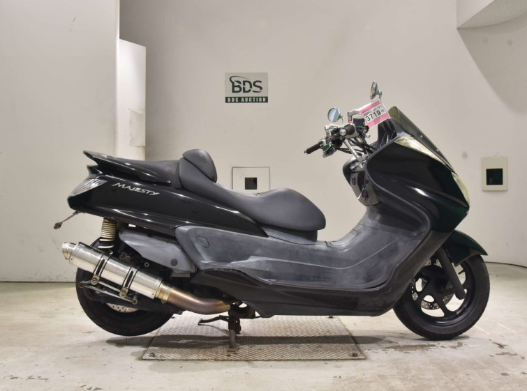 Мотоцикл Yamaha MAJESTY 250