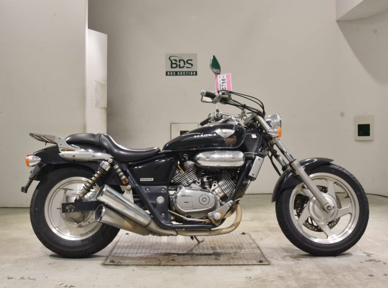 Мотоцикл Honda MAGNA250 з пробігом 37890 km