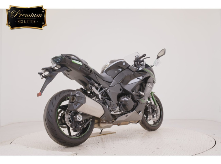 Мотоцикл Kawasaki ninja 1000 sx з пробігом 958 km