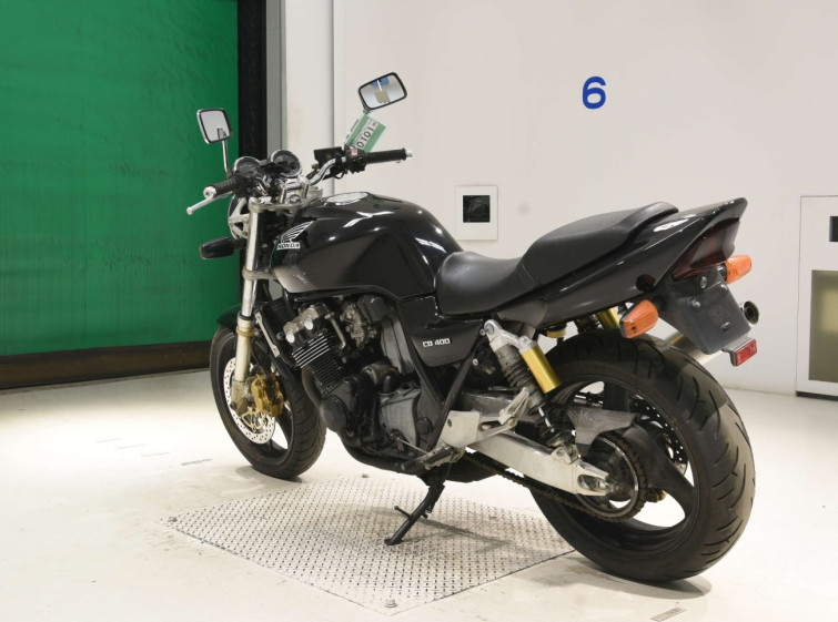 Мотоцикл Honda CB400SFV з пробігом 31381 km