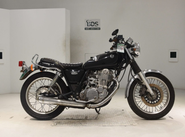 Мотоцикл Yamaha SR400 с пробегом 29246 km