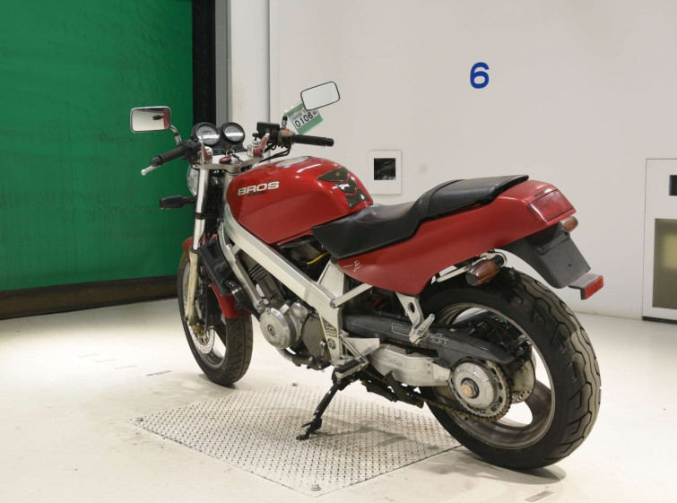 Мотоцикл Honda BROS400 з пробігом 8931 km