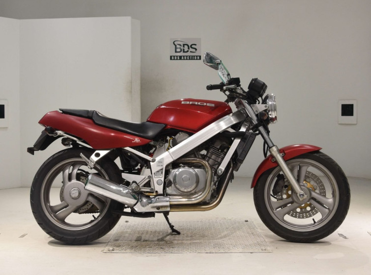 Мотоцикл Honda BROS400 з пробігом 8931 km