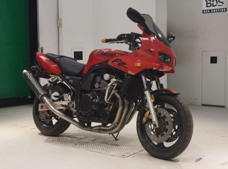 Мотоцикл Yamaha FZ400 з пробігом 45102 km