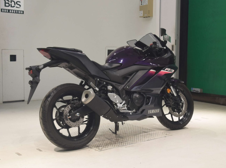 Мотоцикл Yamaha YZF-R3 з пробігом 10886 km
