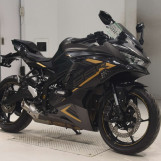 Мотоцикл Kawasaki NINJA ZX-25R з пробігом 5875 km