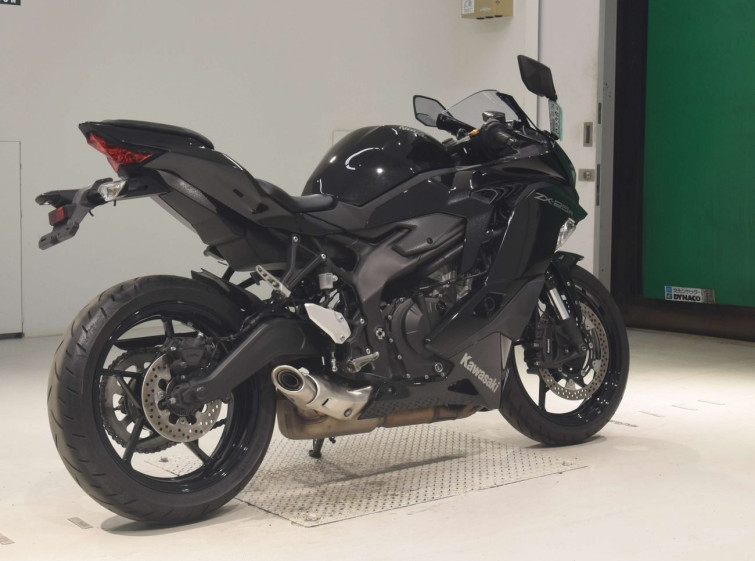 Мотоцикл Kawasaki NINJA ZX-25R с пробегом 5496 km