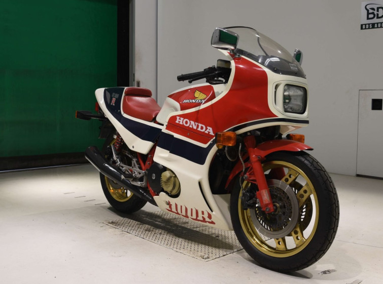 Мотоцикл Honda CB1100R с пробегом 21815 km