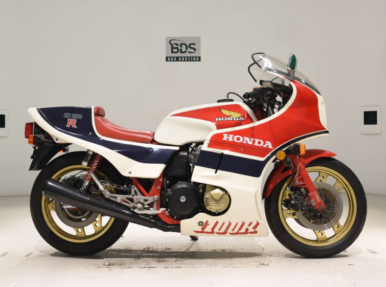 Мотоцикл Honda CB1100R с пробегом 21815 km