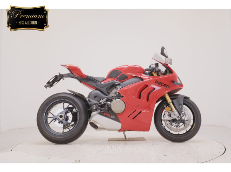Мотоцикл Ducati PANIGALE V4S з пробігом 466 km
