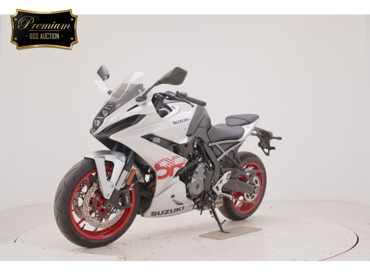 Мотоцикл Suzuki GSX-8R с пробегом 1199 km