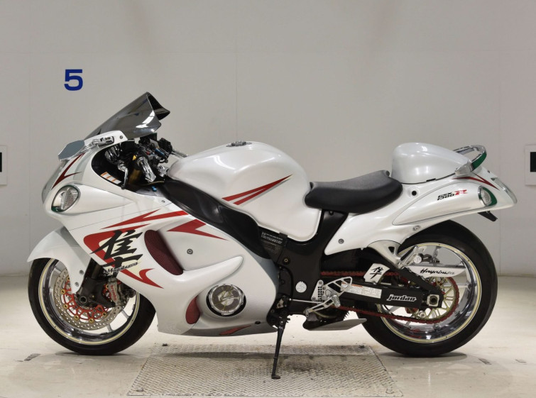 Мотоцикл Suzuki GSX1300R HAYABUSA
