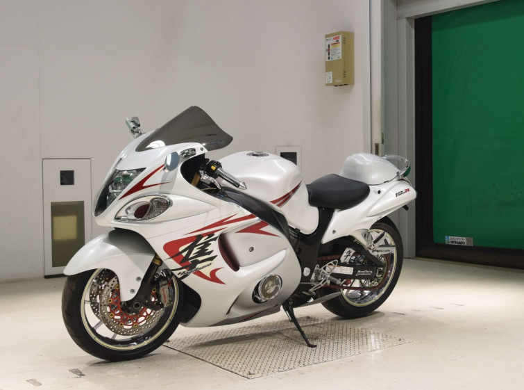 Мотоцикл Suzuki GSX1300R HAYABUSA