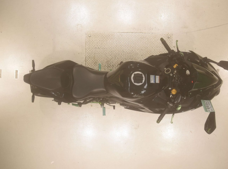 Мотоцикл Kawasaki NINJA ZX-25R з пробігом 10403 km