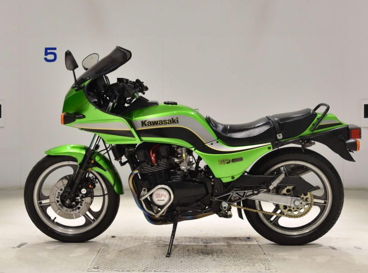 Мотоцикл Kawasaki GPZ400F с пробегом 29928 km