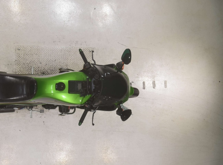 Мотоцикл Kawasaki GPZ400F с пробегом 29928 km