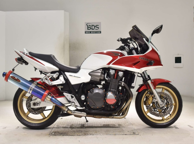 Мотоцикл Honda CB1300SF с пробегом 24762 km