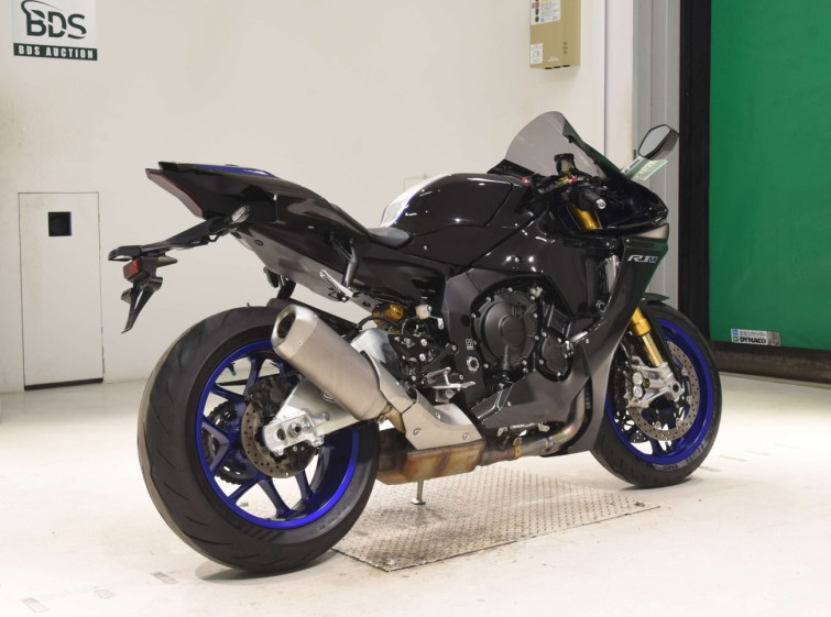 Мотоцикл Yamaha YZF-R1M з пробігом 9838 km