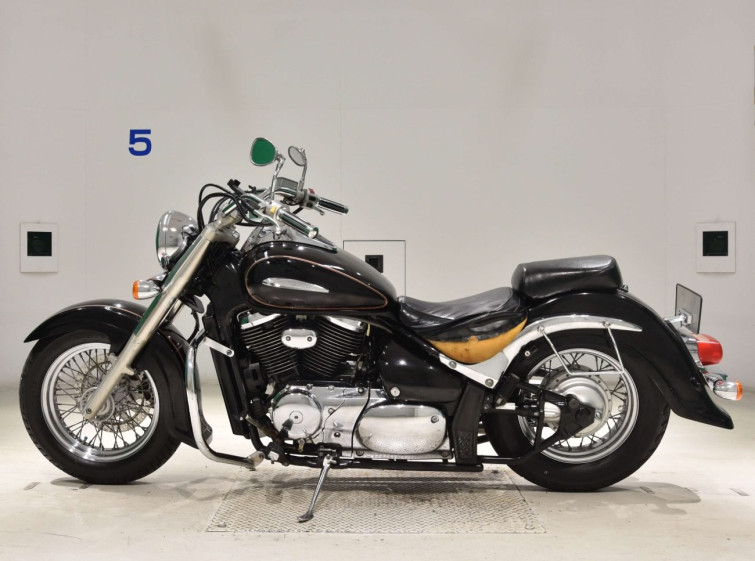 Мотоцикл Suzuki INTRUDER 400 CLASSIC с пробегом 48197 km