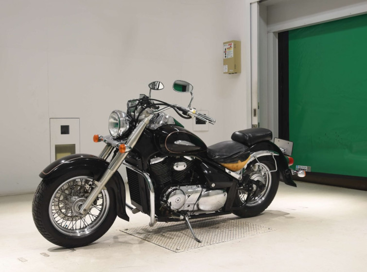 Мотоцикл Suzuki INTRUDER 400 CLASSIC с пробегом 48197 km