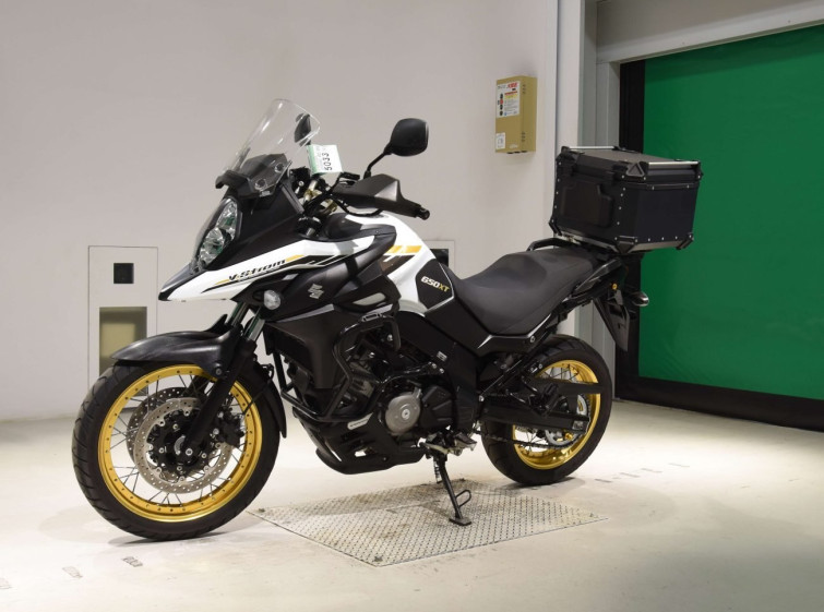 Мотоцикл Suzuki V-STROM DL650XTA з пробігом 23306 km