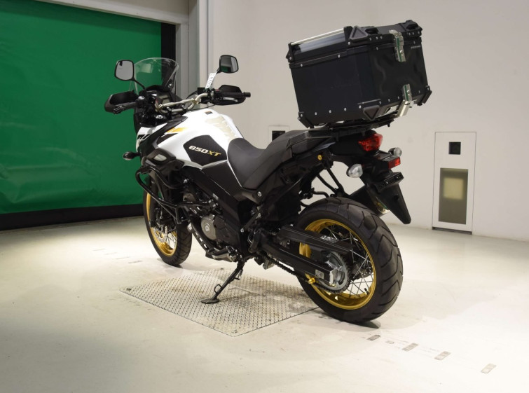 Мотоцикл Suzuki V-STROM DL650XTA з пробігом 23306 km