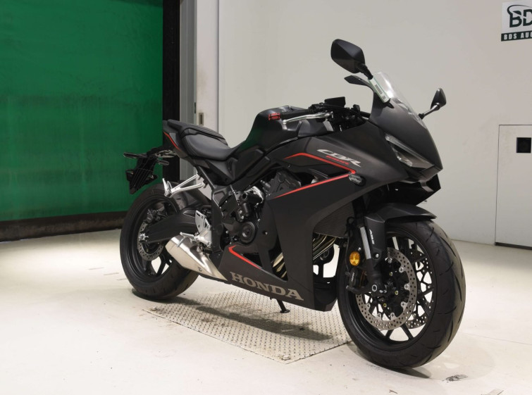 Мотоцикл Honda CB650R-2E CLUTCH з пробігом 2704 km