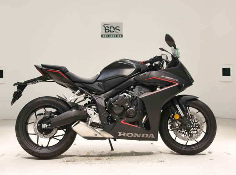 Мотоцикл Honda CB650R-2E CLUTCH з пробігом 2704 km