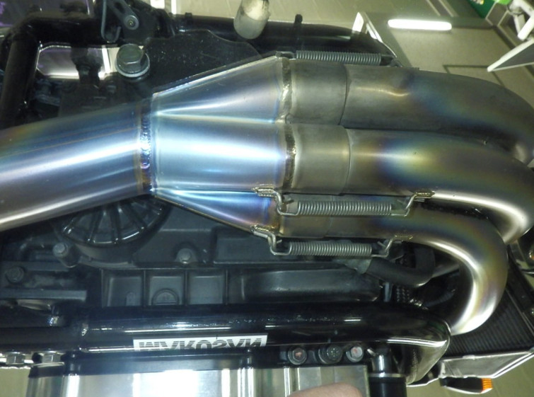 Мотоцикл Kawasaki ZRX1100 с пробегом 2961 km