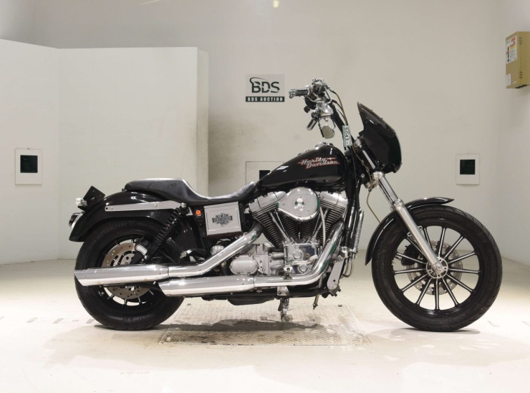 Мотоцикл HD SUPER GLIDE FXD1450 з пробігом 1722 km