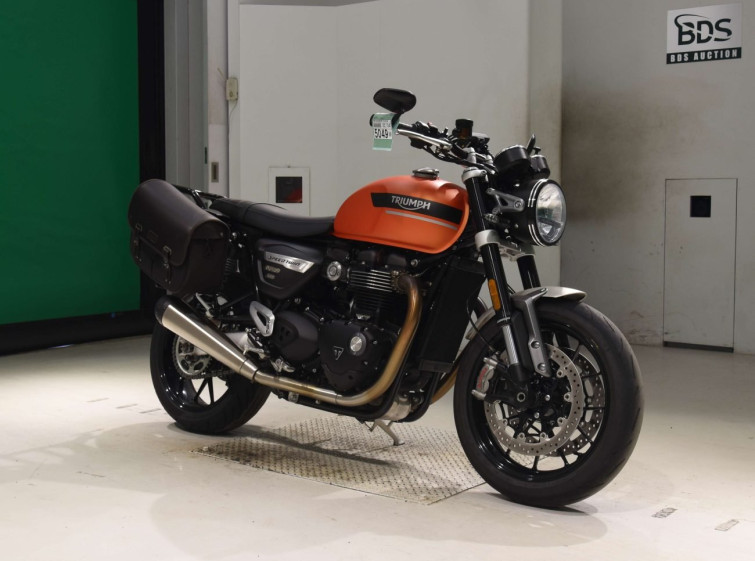 Мотоцикл Triumph SPEED TWIN з пробігом 11461 km