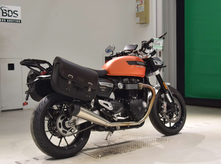 Мотоцикл Triumph SPEED TWIN з пробігом 11461 km