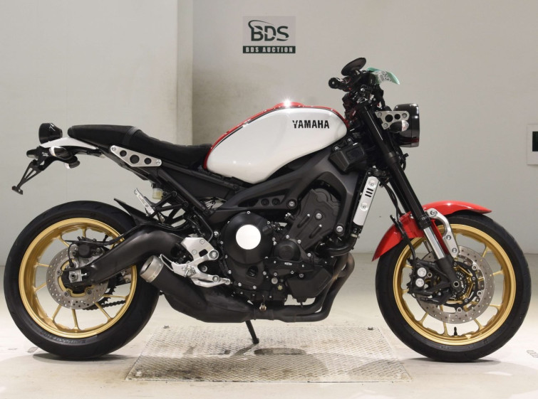 Мотоцикл Yamaha XSR900 з пробігом 14842 km
