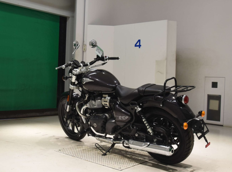 Мотоцикл Suzuki UPER METEOR 650 TOURER с пробегом 1654 km