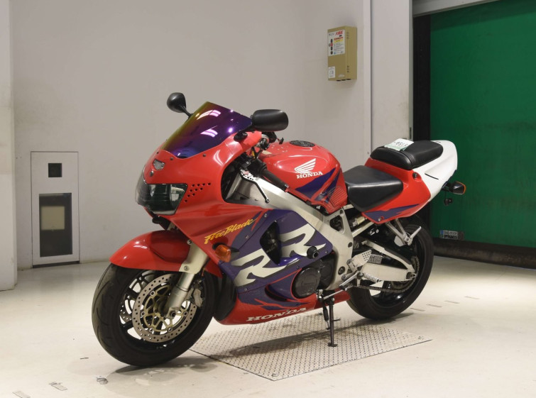 Мотоцикл Honda CBR900RR с пробегом 26053 km