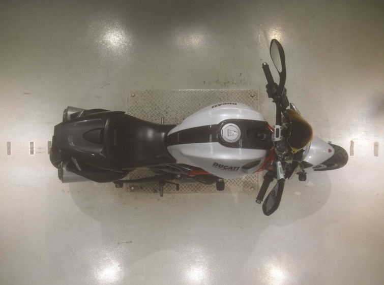 Мотоцикл Ducati MONSTER 796 з пробігом 38236 km