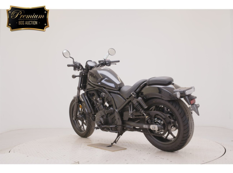 Мотоцикл Honda REBEL CMX1100DCT з пробігом 10019 km