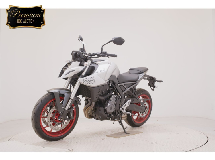 Мотоцикл Suzuki GSX-8S с пробегом 879 km