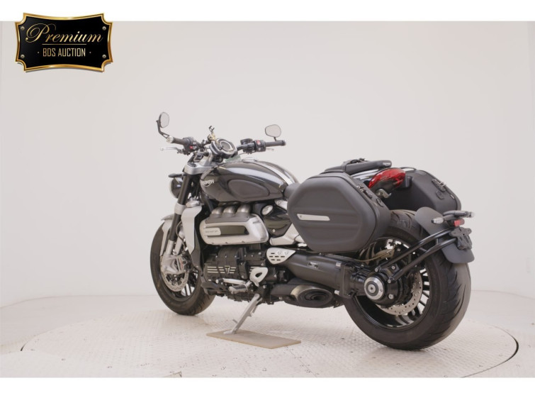 Мотоцикл Triumph ROCKET III R з пробігом 10225 km